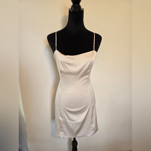 Aritzia Sunday Best Satin Cream Mini Dress Size 8 - Picture 2 of 12